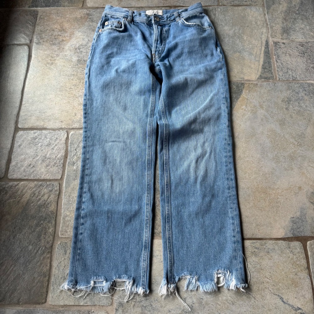 Free People We The Free Cropped Jeans Size‎ 24 Distressed Hem High Rise Denim